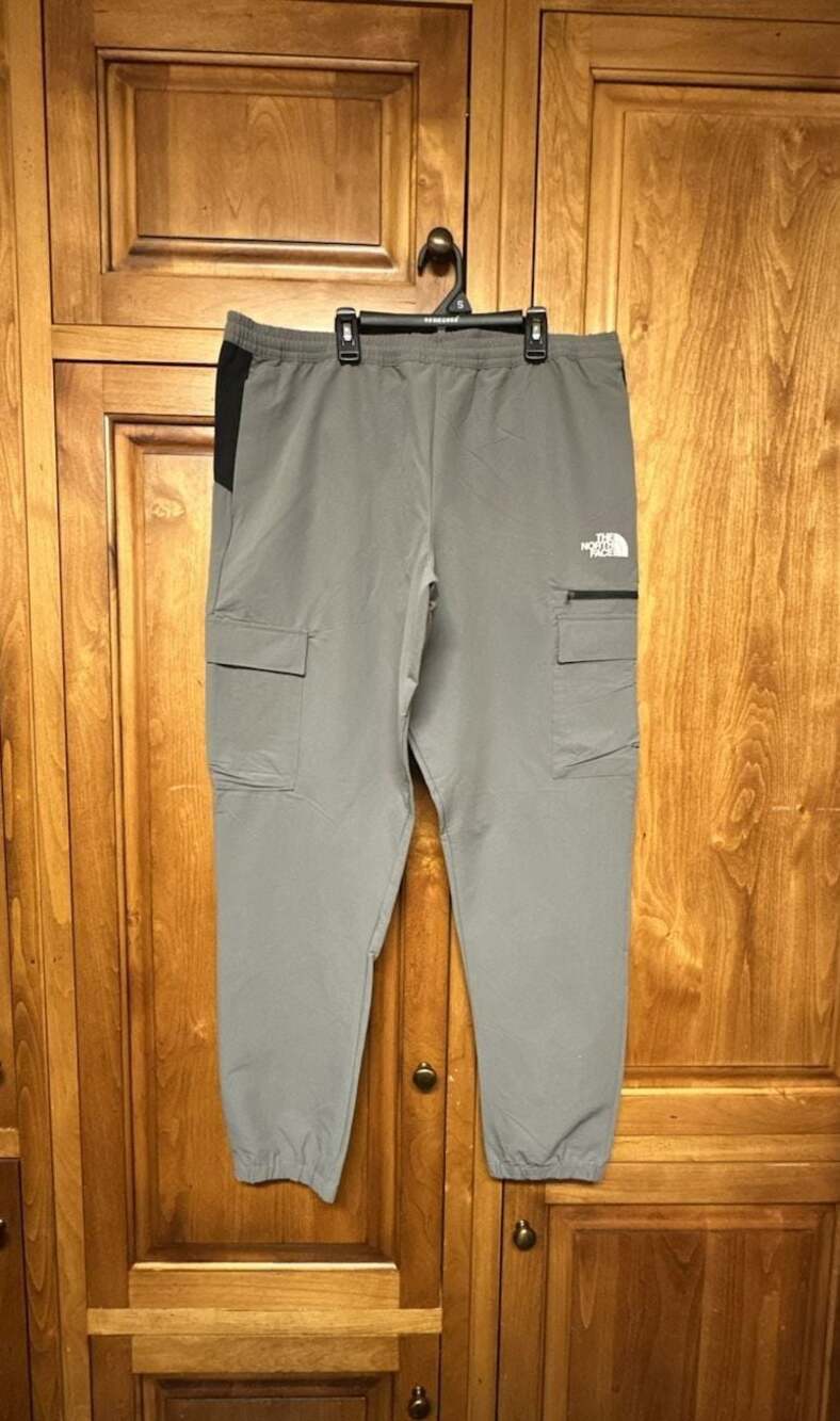 The North Face Men's Trishull Cargo Jogger Track Pants
